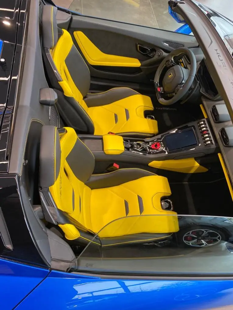 Lamborghini Huracan Evo Spyder 2022, exterior — Cannes Lux Car Rental, Cannes. Open-top thrills along the Esterel coastal cliffs